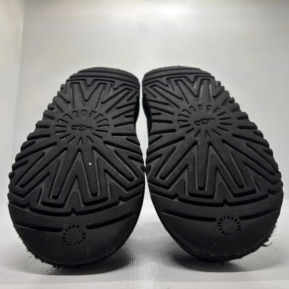 UGG Jona Mini Boot Black Kids Size 10 Toddler EU 27.5 Winter Boots